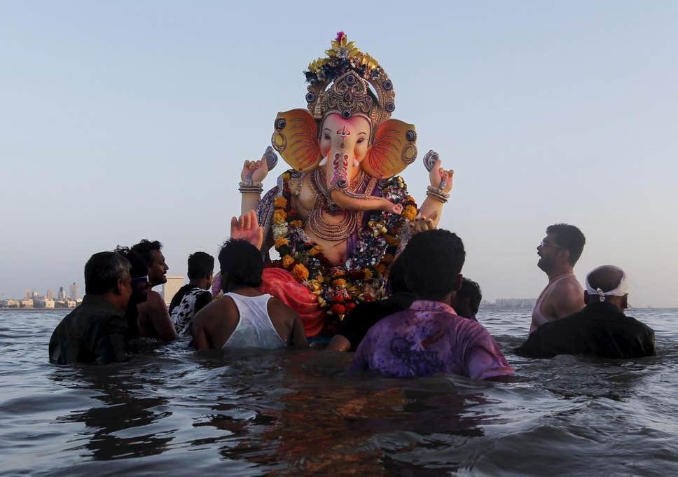 12 Orang India Tenggelam saat Upacara Keagamaan di Atas Kapal