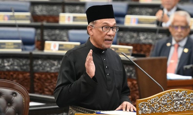 Anwar Ibrahim Sebut Akan Gantikan Mahathir sebagai PM Malaysia pada 2020