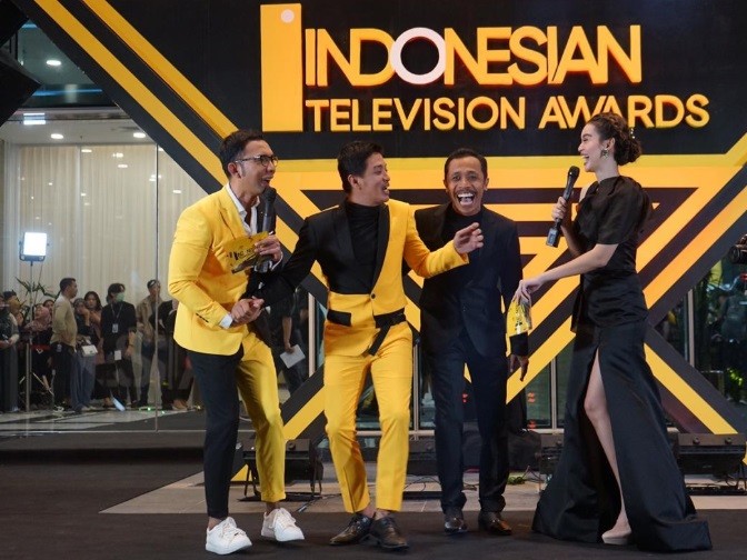Raffi Ahmad, Luna Maya dan Indra Herlambang Joget di Pembukaan ITA 2019