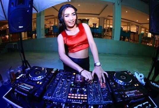 Bebby Fey yang Berseteru dengan Atta Halilintar Ternyata Pernah Nikah dan Punya Anak Laki-Laki