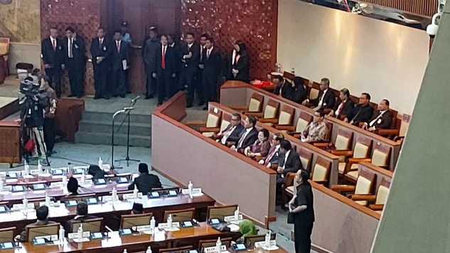 Megawati Soekarnoputri Saksikan Pengambilan Sumpah Puan Maharani Jadi Ketua DPR