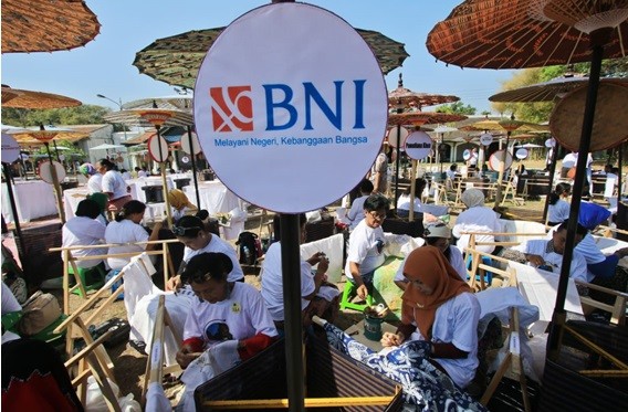 BNI Meriahkan Hari Batik