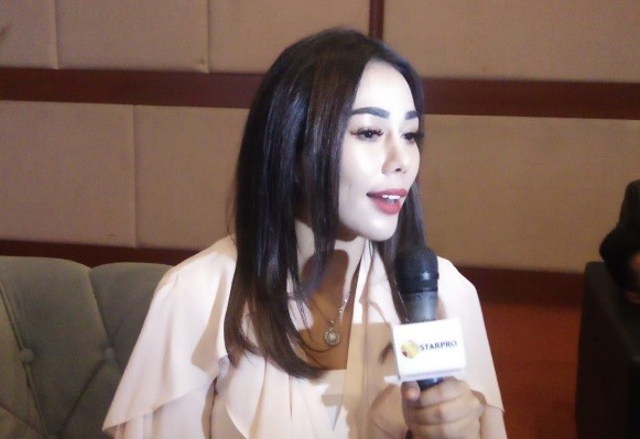 Kisah Bebby Fey Tidur Bareng Genderuwo Bikin Merinding