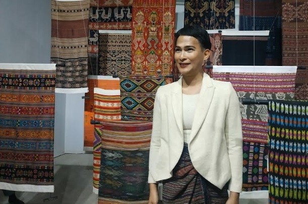 Oscar Lawalata Sedih Masih Banyak yang Pakai Batik Printing