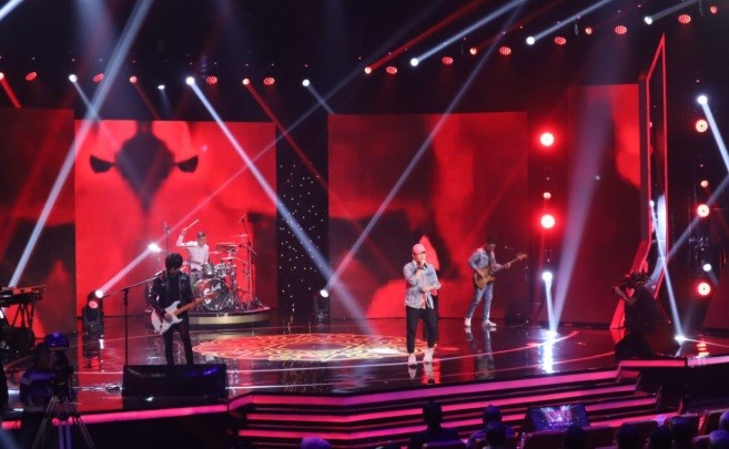 Band Armada Meriahkan Malam Puncak Indonesia Awards 2019