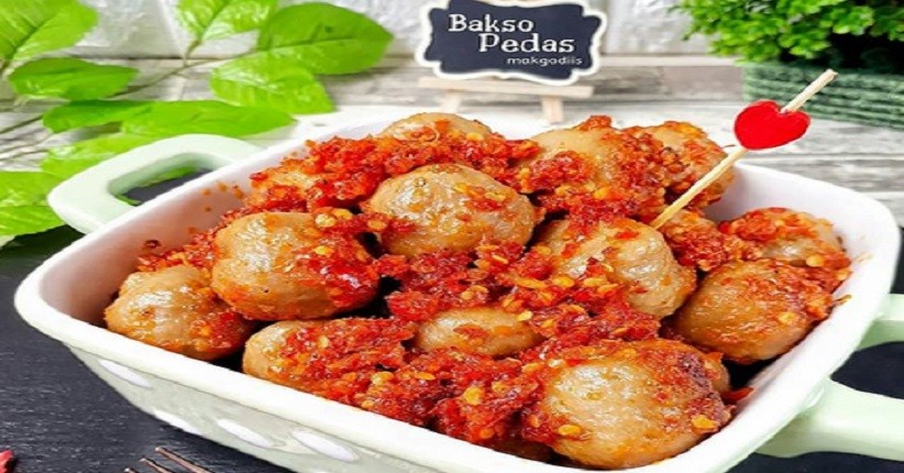 Mencicipi Bakso Sapi Pedas Tanpa Kuah, Rasanya Gurih Bikin Penasaran