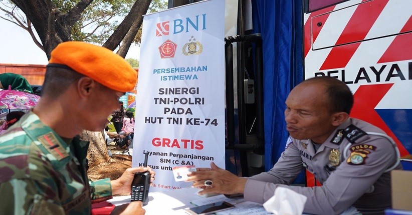 HUT TNI Ke-74, Polri Gandeng BNI Berikan Kado Spesial untuk Para Prajurit
