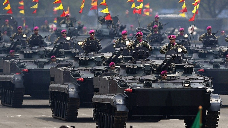 Jokowi: Selamat HUT ke-74 TNI, Teruslah Menjadi Tentara Kebanggaan Rakyat