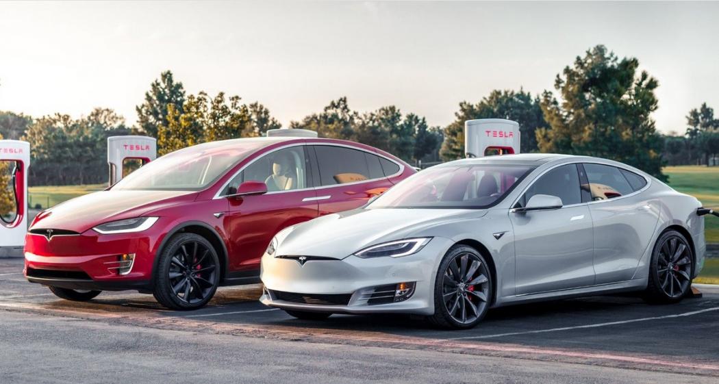 Baterai Bermasalah, Konsumen Kirim Petisi Desak Tesla Recall Mobil Listrik