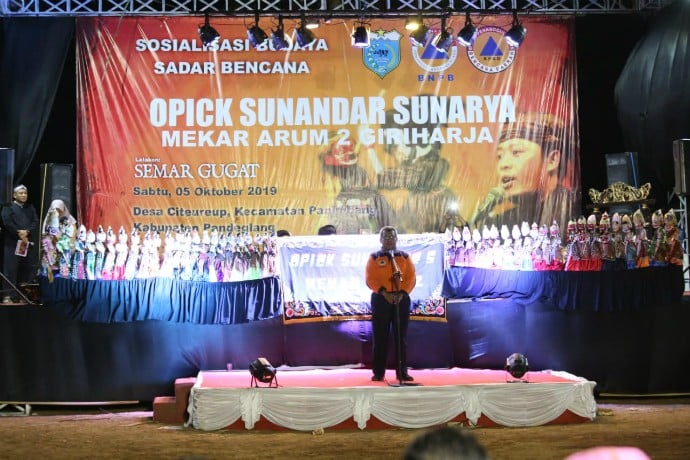 BNPB Sosialisasi Budaya Sadar Bencana Melalui Pementasan Wayang Golek