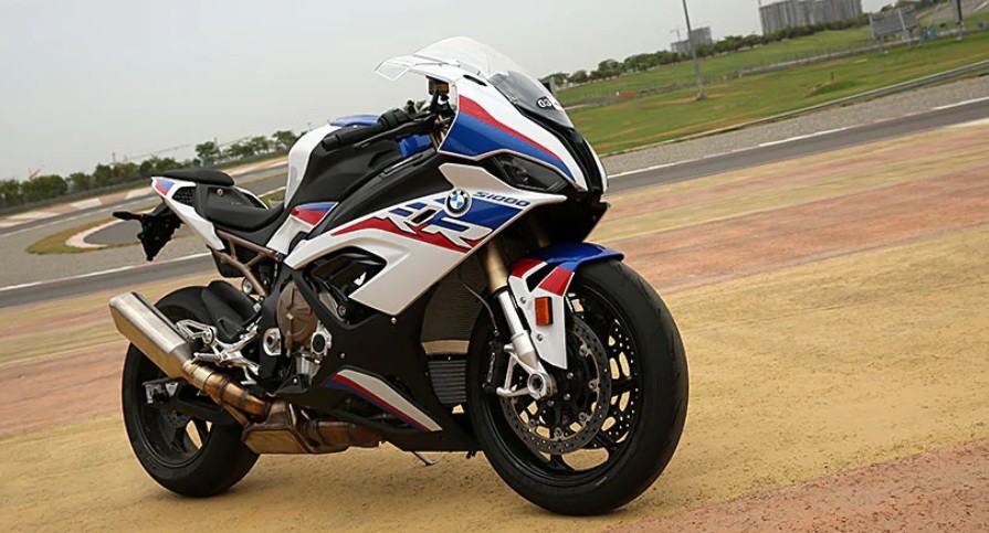 BMW Motorrad Akan Sematkan Huruf M pada Jajaran Motor Premium