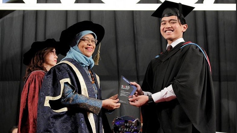 7 Fakta Kaesang Pangarep Wisuda di Singapura: Lulus Disaksikan Jokowi, Dapat Hadiah Tunai Rp51 Juta