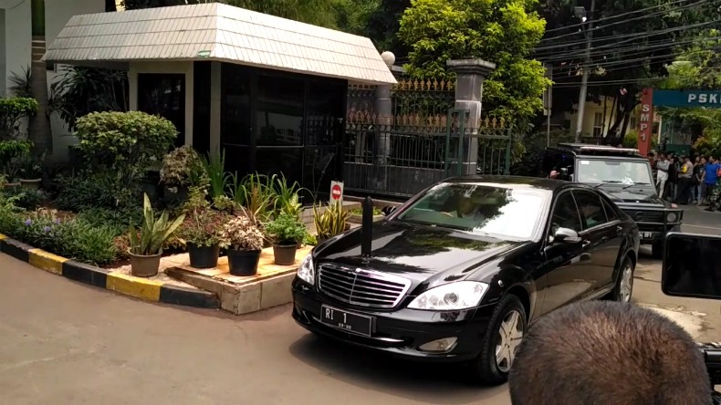 Jokowi Kembali Jenguk Wiranto di RSPAD Gatot Soebroto