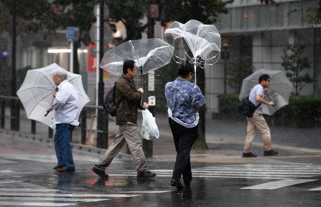 Topan Hagibis Landa Jepang: 1 Orang Tewas, Hampir 2 Juta Warga Dievakuasi
