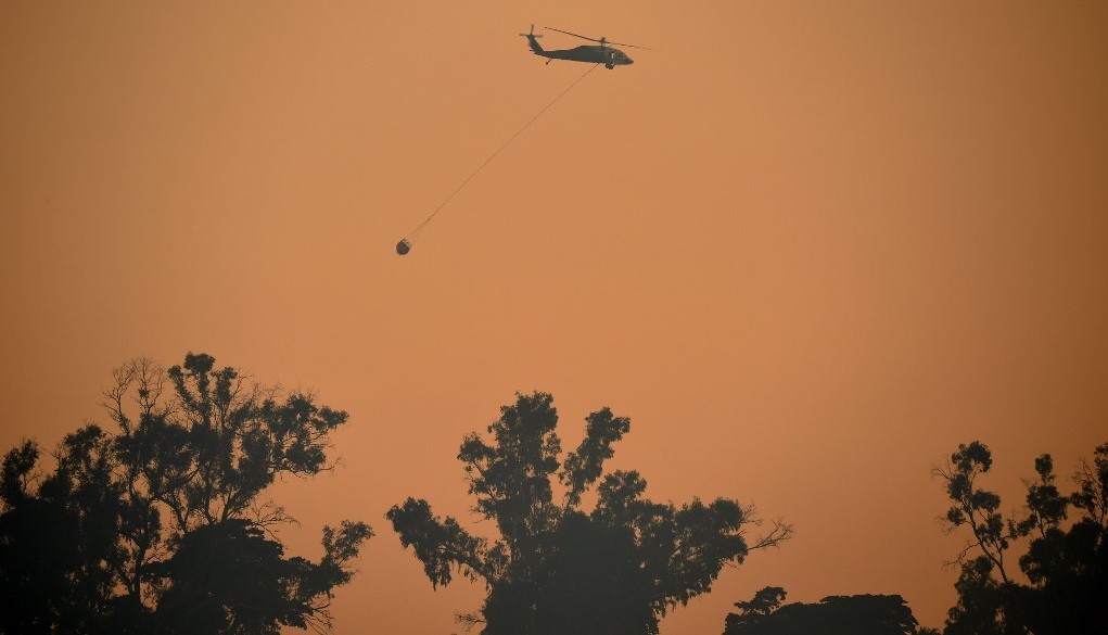 Kebakaran Terganas di California Selatan, Api Hanguskan 3.200 Hektare Lahan Termasuk Puluhan Rumah
