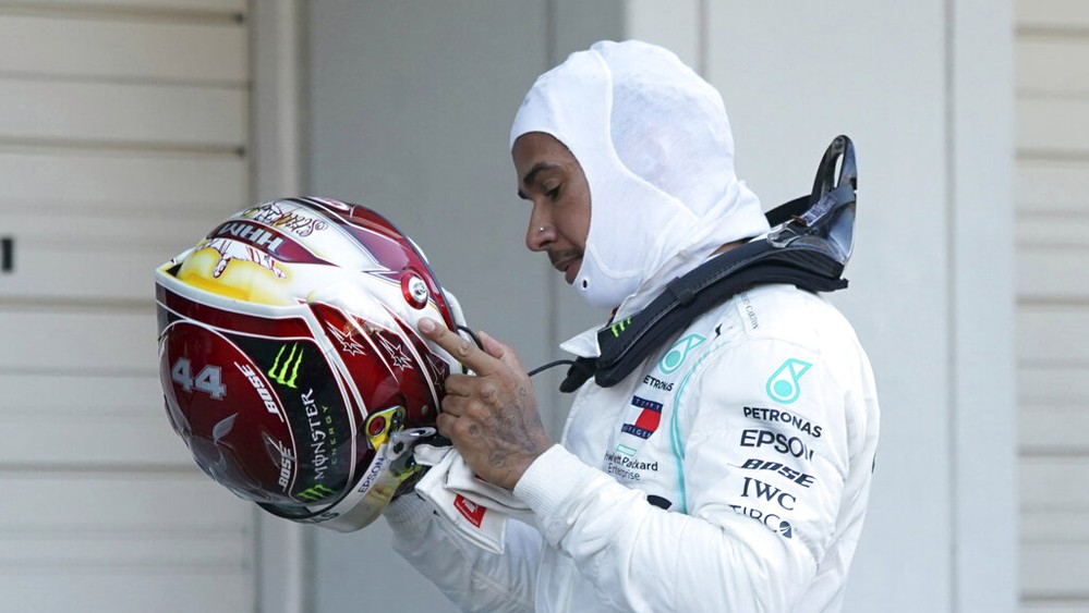 Ban Cepat Tergerus di GP Jepang, Hamilton: Wajar Saja Harus 2 Kali Pit-stop