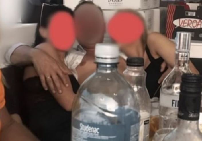 Ketahuan Pesta Seks dengan Pelacur Sambil Pesiar, Wali Kota di Hongaria Dihujat