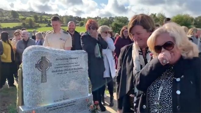 Haru dan Kocak, Suara Orang Meninggal Gedor Peti Jenazah dari Dalam Kubur Buat Para Pelayat Tertawa