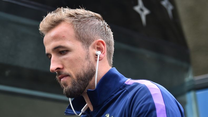 Absen saat Tottenham Libas Man City, Harry Kane Disentil Fans The Lilywhites