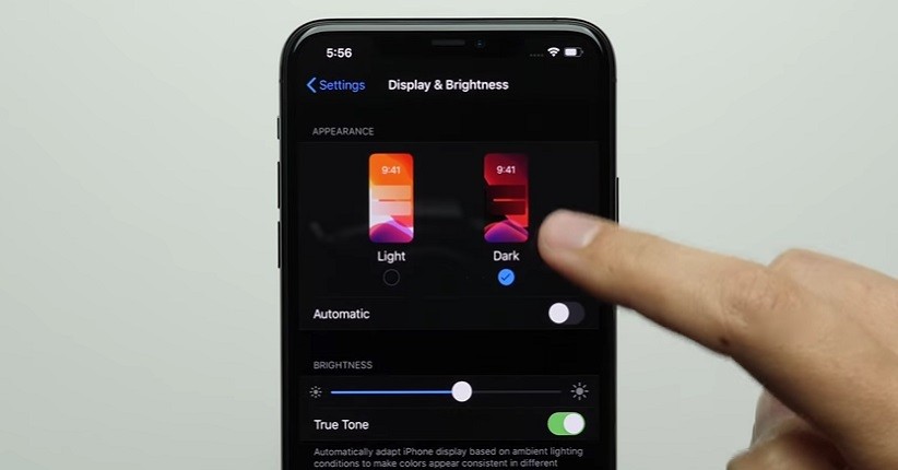 Dark Mode di iOS 13 Terbukti Menghemat Daya Baterai iPhone