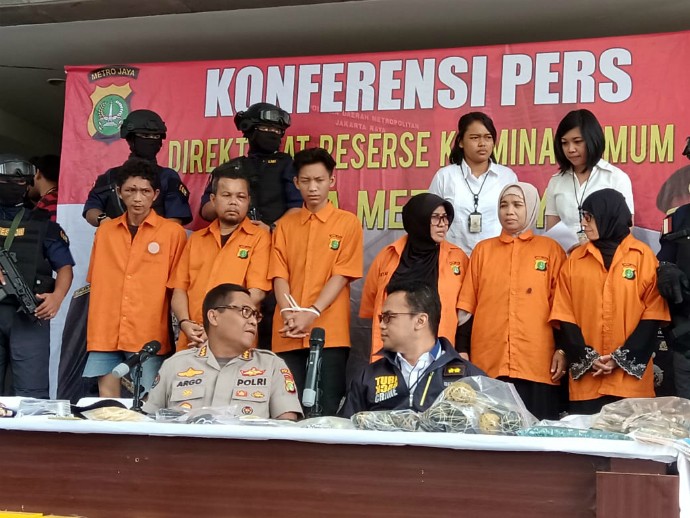  Polisi Tangkap 6 Tersangka Percobaan Penggagalan Pelantikan Presiden, 3 di Antaranya Perempuan