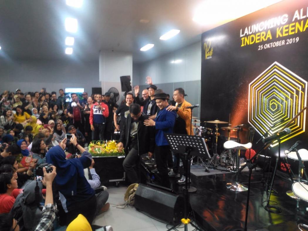Rilis Album Indera Keenam, Padi Reborn Gelar Showcase di Stasiun MRT MH Thamrin