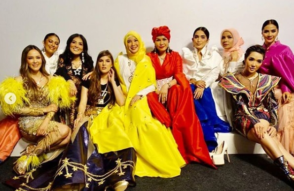 Ussy Sulistyawaty, Melly Goeslaw hingga Maudy Koesnaedi Ramaikan Panggung JFW 2020