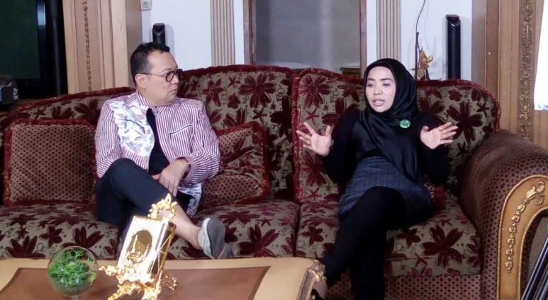 Tak Hanya Pebisnis Andal, Ternyata Muzdalifah Pernah Menjadi Perawat