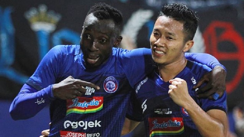 Hasil Arema FC Vs Semen Padang: Gol Penalti Konate Penentu Kemenangan Singo Edan