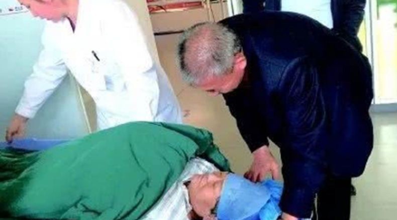 Bukan Program Bayi Tabung, Perempuan di China Lahirkan Anak di Usia 67 Tahun