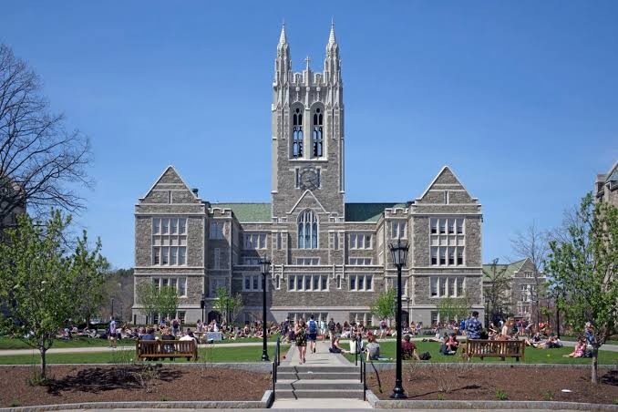 Diduga Hasut Pacarnya Bunuh Diri, Mahasiswi AS Diadili