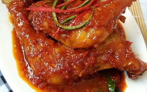 Bosan Bikin Ayam Goreng, Enaknya Dimasak dengan Bumbu Pedas