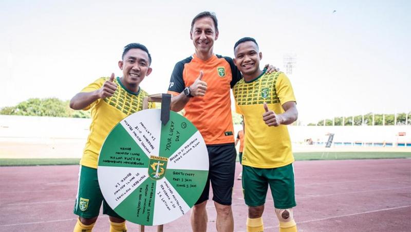 Persebaya Kalah 3 Kali Beruntun, Pelatih Wolfgang Pikal Mundur