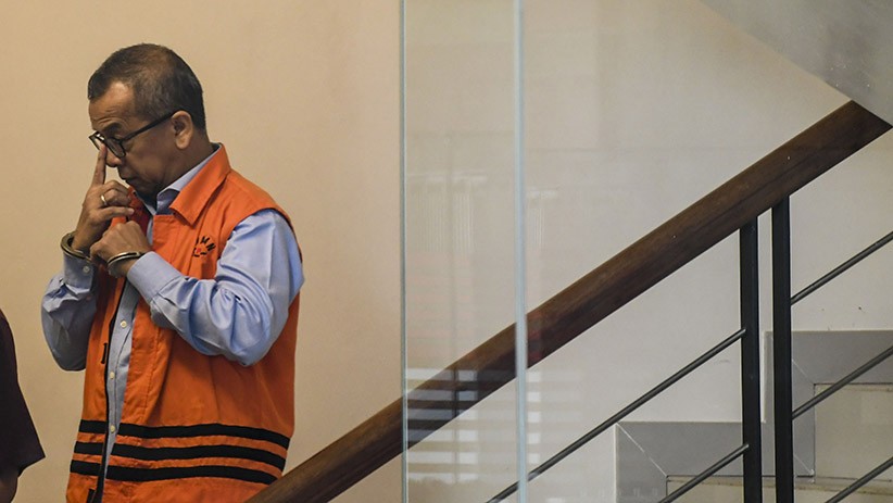 KPK Perpanjang Penahanan Mantan Bos Garuda Emirsyah Satar 30 Hari