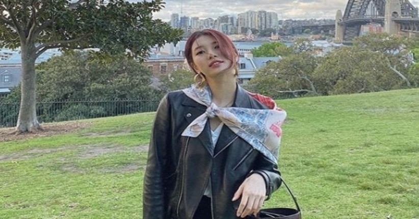 Bikin Heboh, Suzy Unggah Foto Pakai Hijab di Instagram