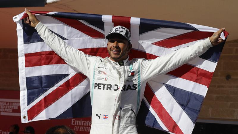 Terungkap, Sosok Ini yang Berhasil Bujuk Lewis Hamilton Gabung Mercedes