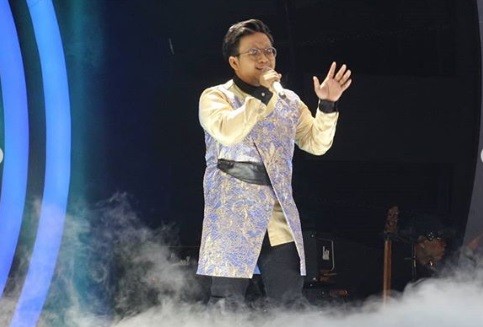 Dukung Penampilan Genya di TVI 2019, Coach Titi DJ Berdiri Sepanjang Lagu