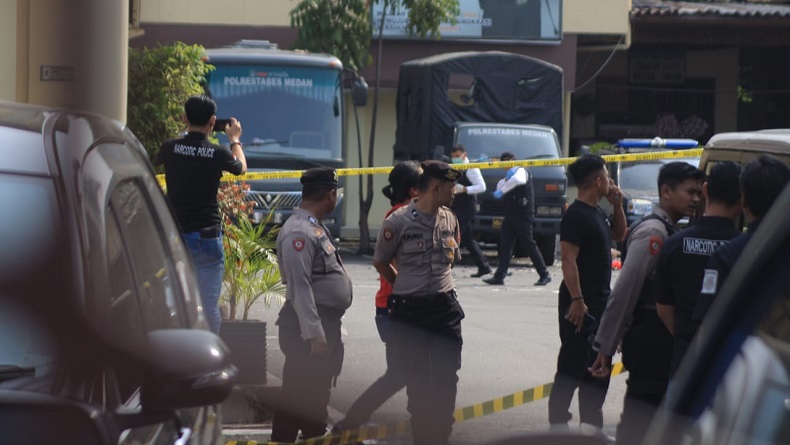 Foto-Foto Suasana Mapolrestabes Medan Pascaledakan Bom Bunuh Diri