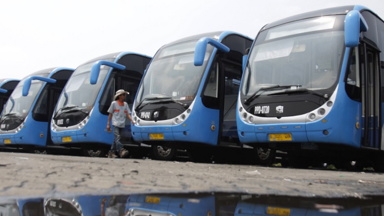 Antisipasi Korona, Layanan MRT hingga TransJakarta Dikurangi