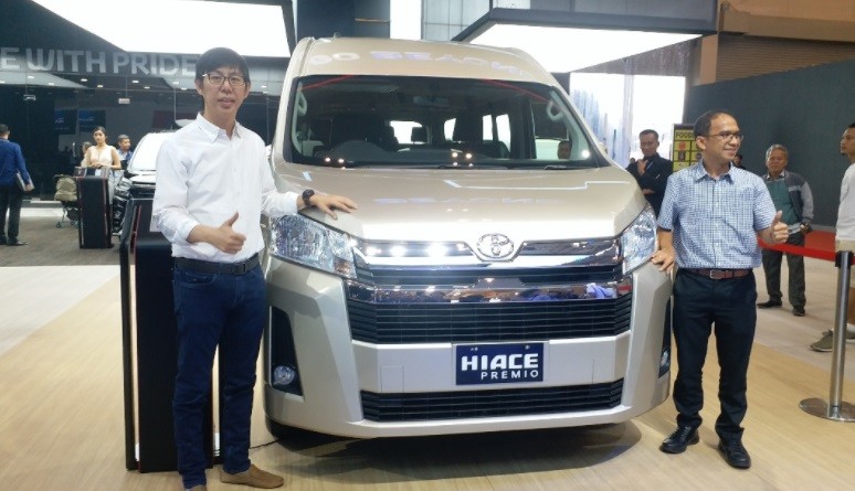Toyota HiAce Premio Punya Interior Luas dan Mewah, Nyaman untuk Acara Keluarga