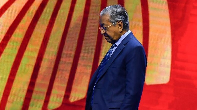 Mimisan, Mahathir Mohamad Hentikan Jumpa Pers