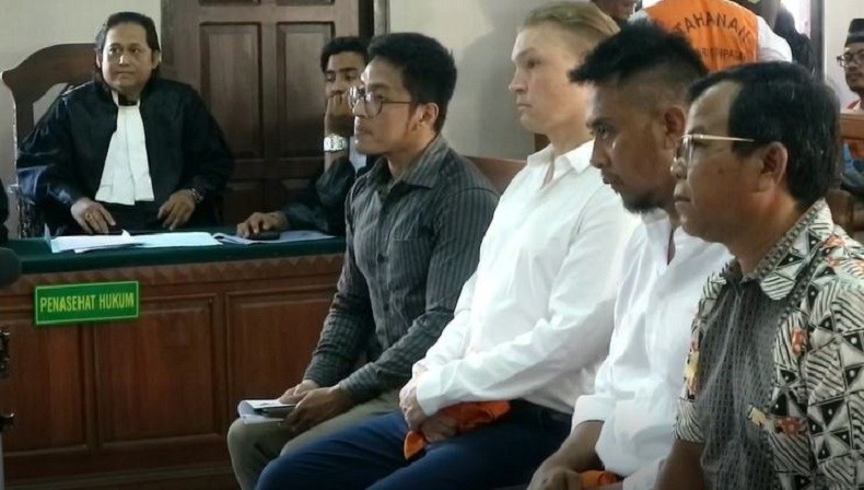 2 WNA Australia Dituntut 12 Tahun Penjara karena Pesta Kokain di Bali