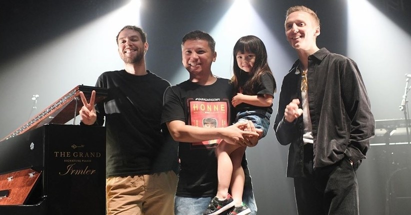 Gagal Tampil, Honne Berjanji Akan Ajak Gempi Bernyanyi di Panggung