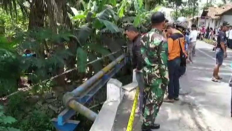 Warga Geger Temukan Mayat Pria di Bawah Jembatan di Banyumas, Ada Luka Jeratan di Leher