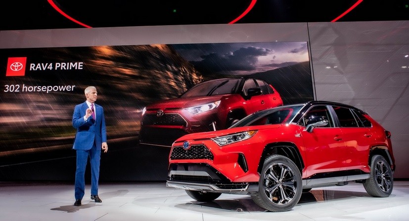 Toyota Perkenalkan Mobil PHEV Terbaru RAV4 Prime Paling Bertenaga dan Irit