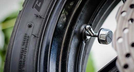 Cegah Ban Motor Cepat Botak, Ini Perawatan yang Harus Dilakukan
