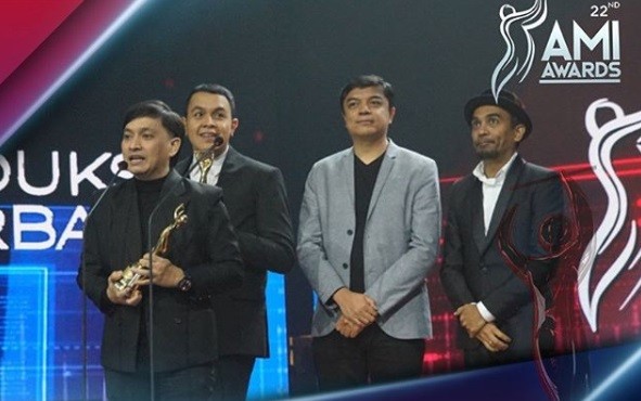 Adu Rayu Boyong Penghargaan AMI Awards 2019, Ini Daftar Lengkap Pemenangnya