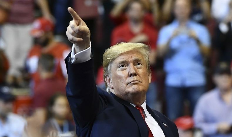 Ingin Hadiri Kampenye Donald Trump? Teken Surat Pernyataan Virus Corona Dulu