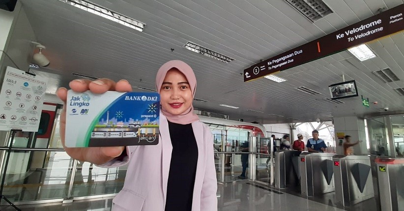 LRT Jakarta Beroperasi secara Komersial Besok, Bank DKI Siapkan 2 Kartu Sakti