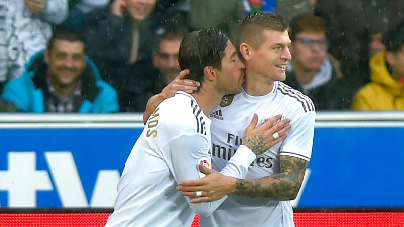 Kalahkan Alaves 2-1, Real Madrid Gusur Barcelona di Puncak Klasemen La Liga